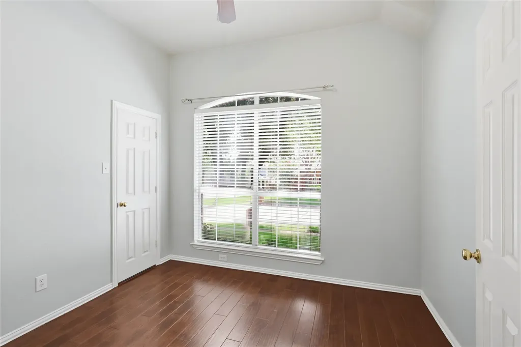 5913 Independence Court Rowlett TX 75089