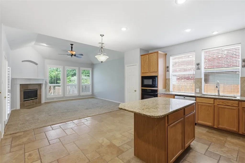 5913 Independence Court Rowlett TX 75089