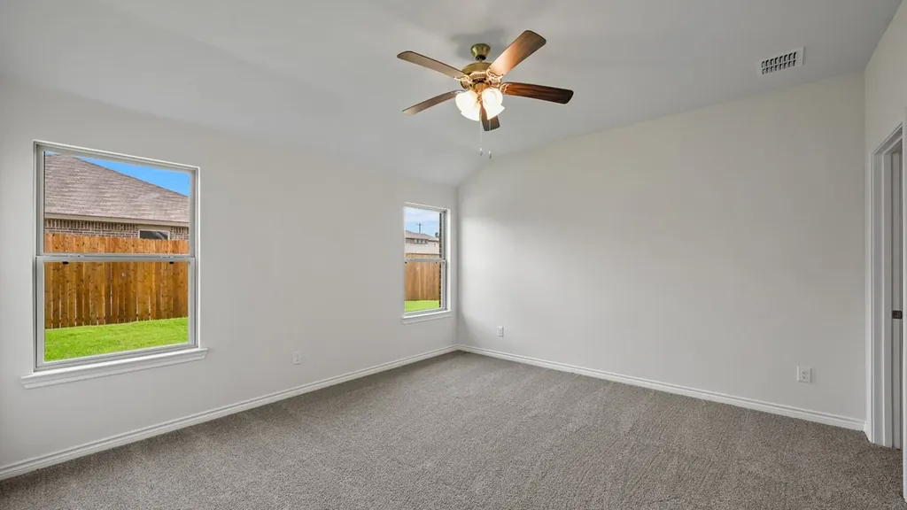2016 Hearn Drive Royse City TX 75189