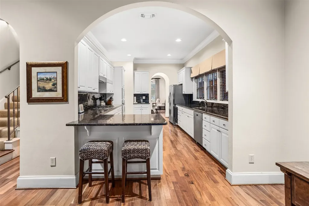 3637 Crestline Road Fort Worth TX 76107