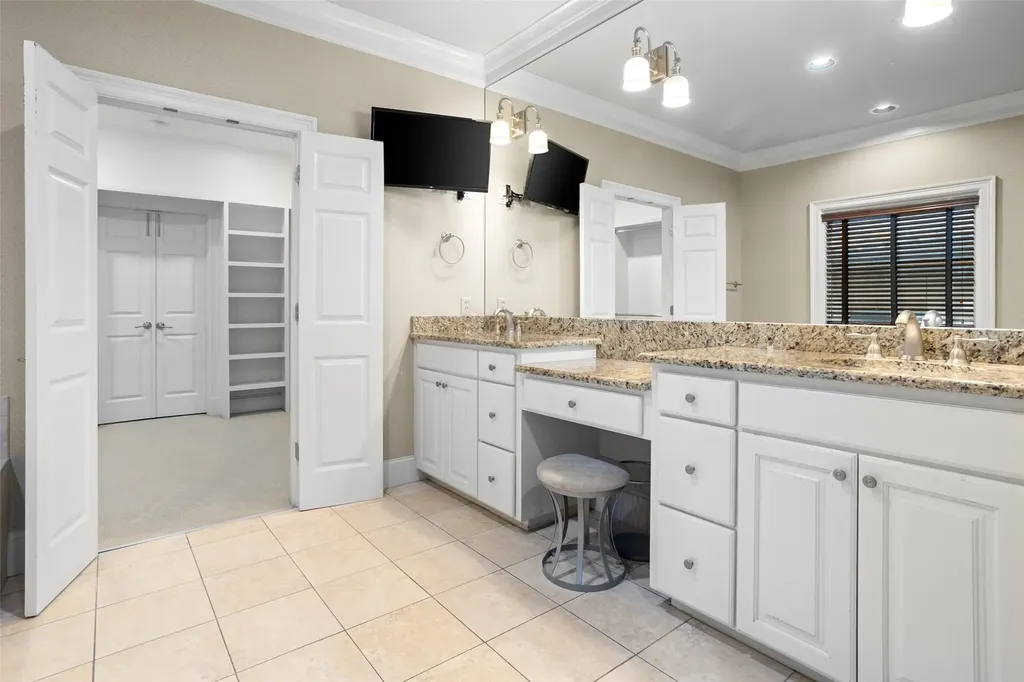 3637 Crestline Road Fort Worth TX 76107