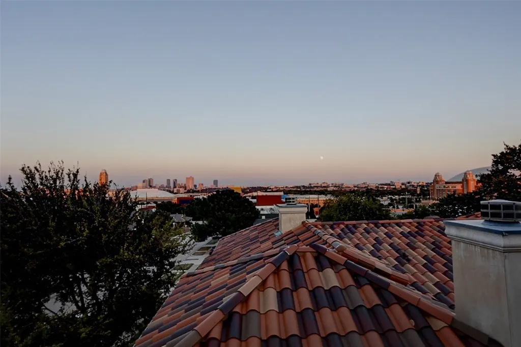 3637 Crestline Road Fort Worth TX 76107