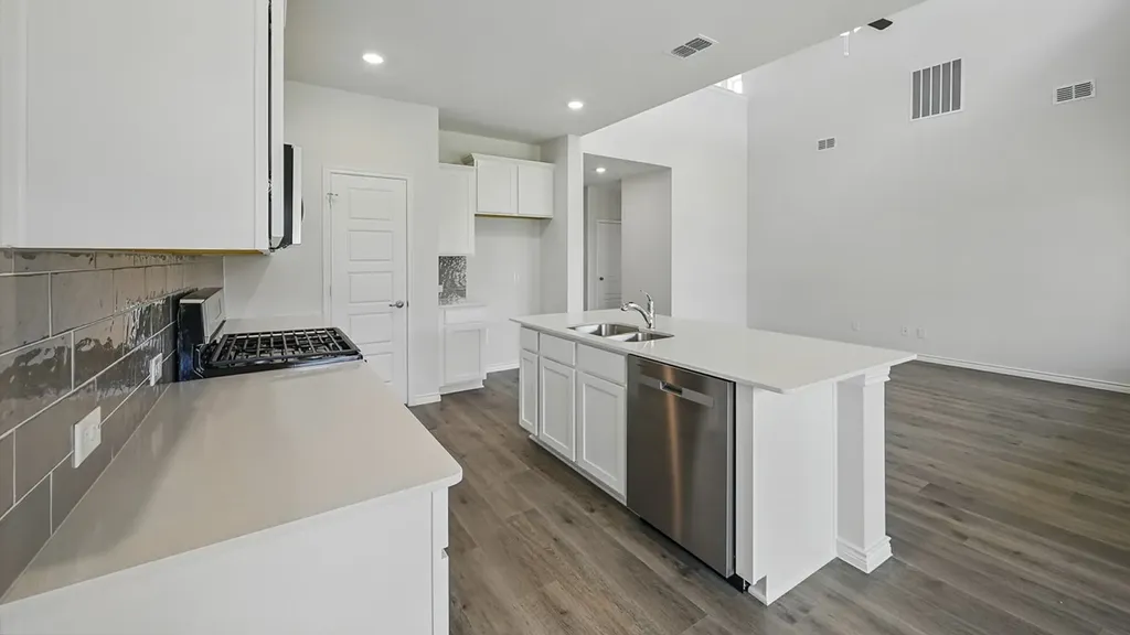 2033 Hearn Drive Royse City TX 75189