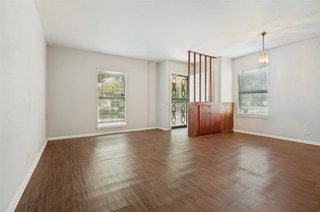 1413 Marydale Drive Arlington TX 76013
