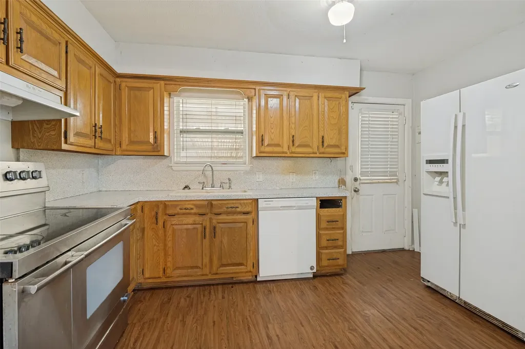 1413 Marydale Drive Arlington TX 76013