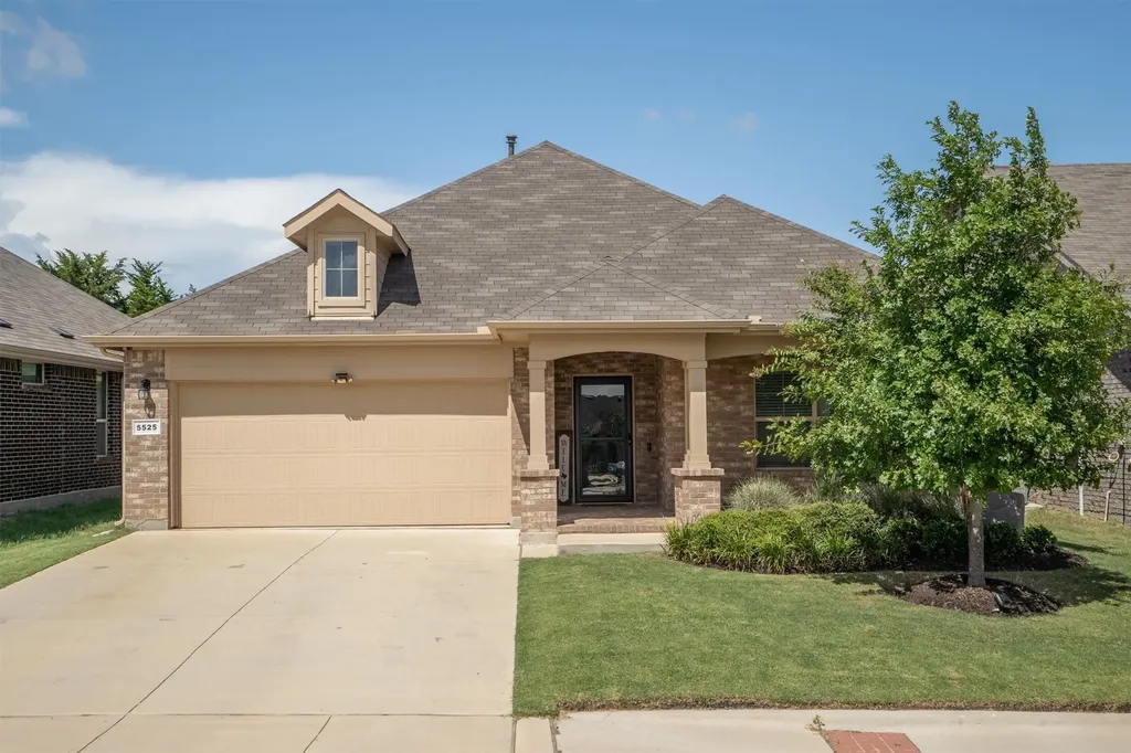 5525 Round Hill Road Denton TX 76210