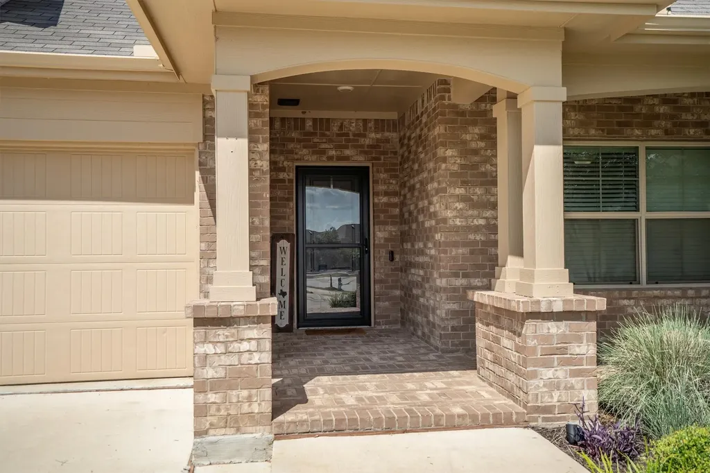 5525 Round Hill Road Denton TX 76210