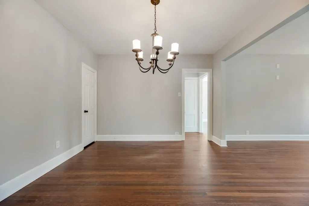 604 Casa Linda Street Ennis TX 75119