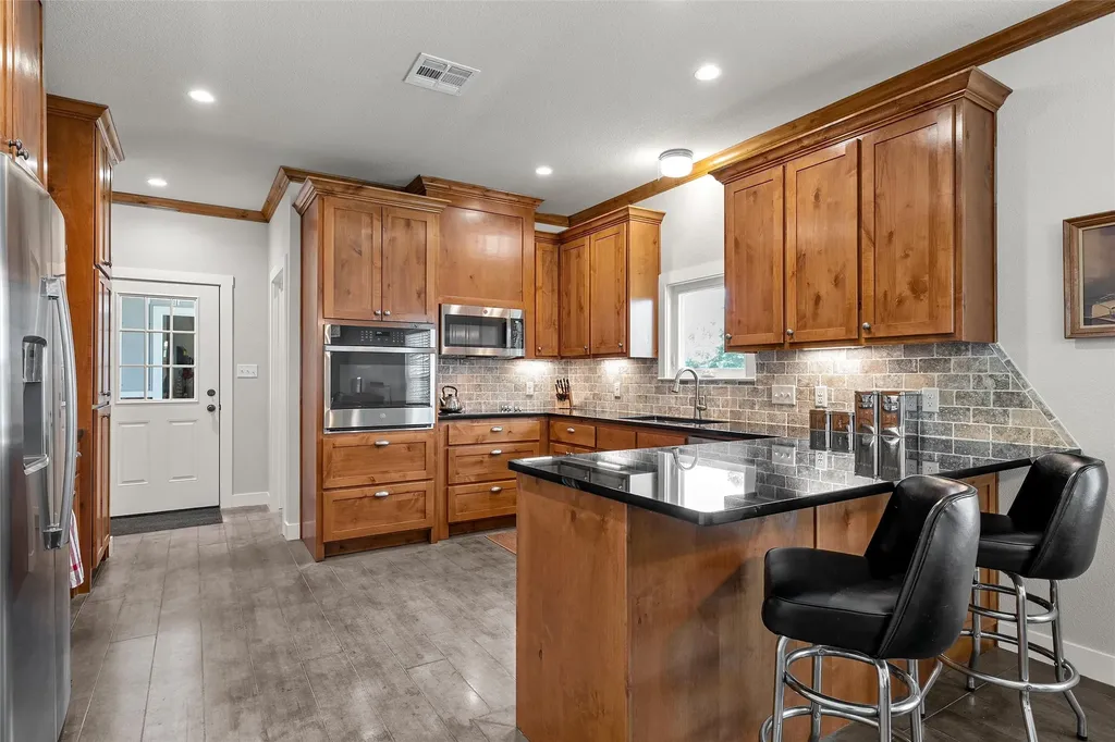 3226 Pine Avenue Waco TX 76708