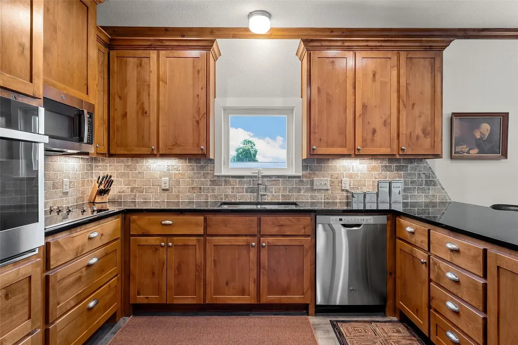 3226 Pine Avenue Waco TX 76708