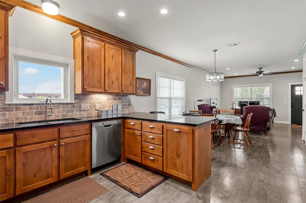 3226 Pine Avenue Waco TX 76708