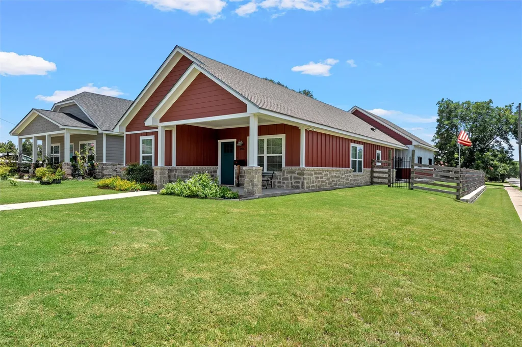 3226 Pine Avenue Waco TX 76708
