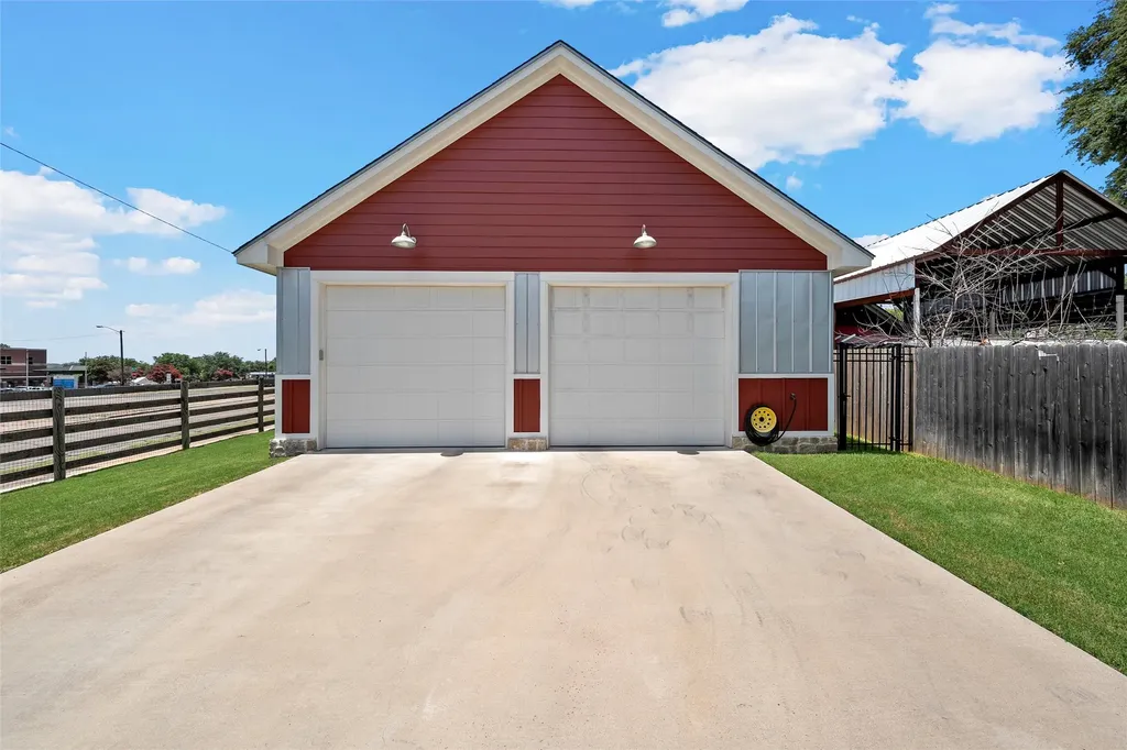 3226 Pine Avenue Waco TX 76708