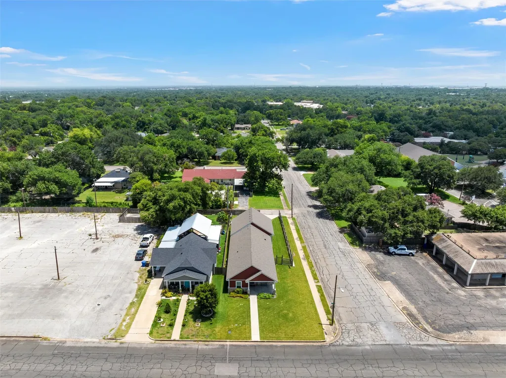 3226 Pine Avenue Waco TX 76708