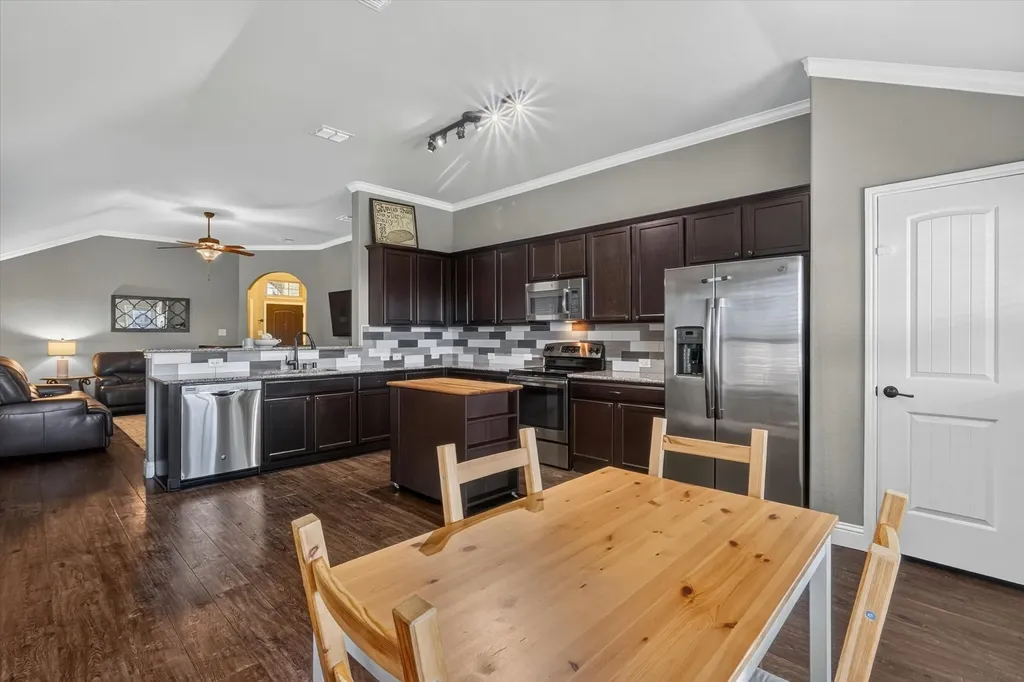 441 E Wishbone Lane Fort Worth TX 76052