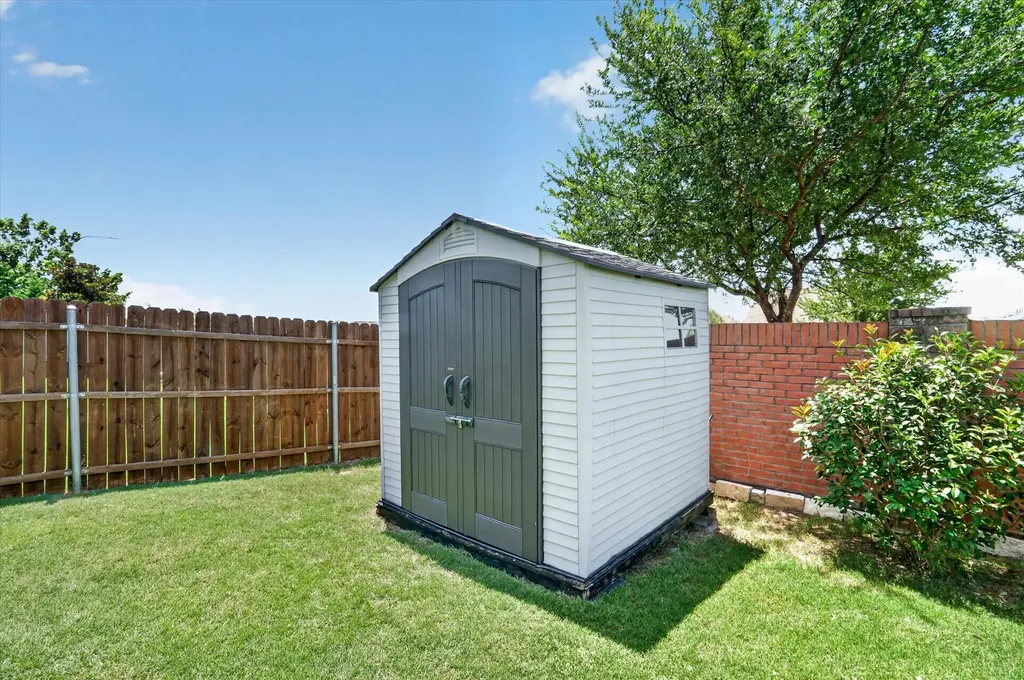 441 E Wishbone Lane Fort Worth TX 76052