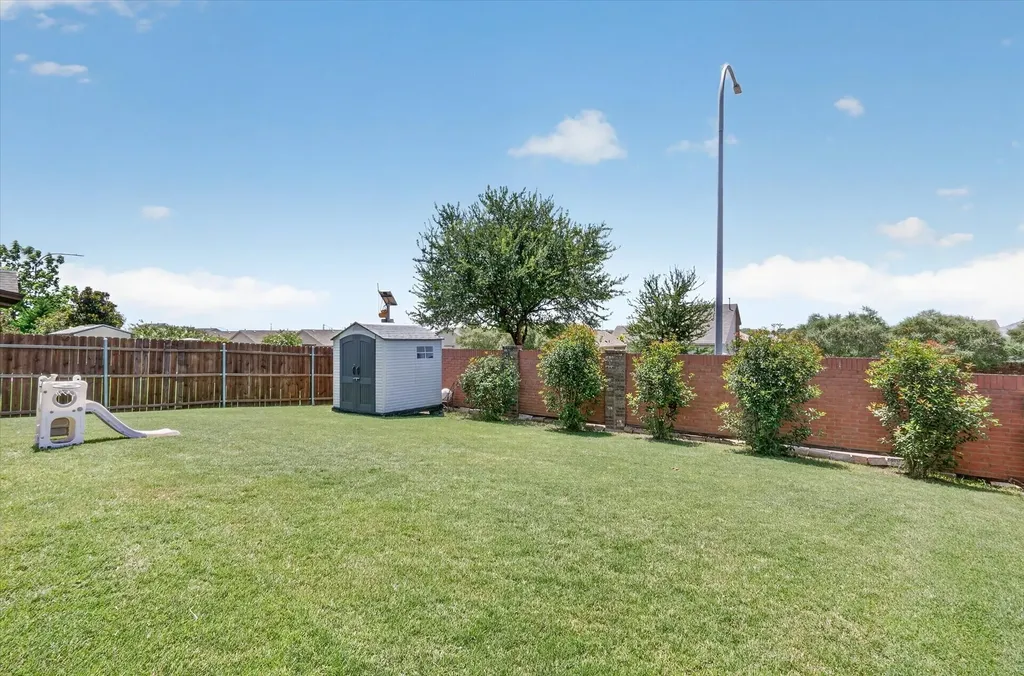 441 E Wishbone Lane Fort Worth TX 76052