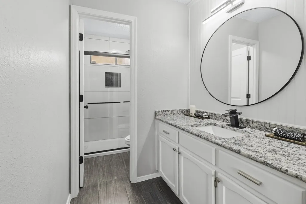 1803 Sherwood Place Carrollton TX 75006