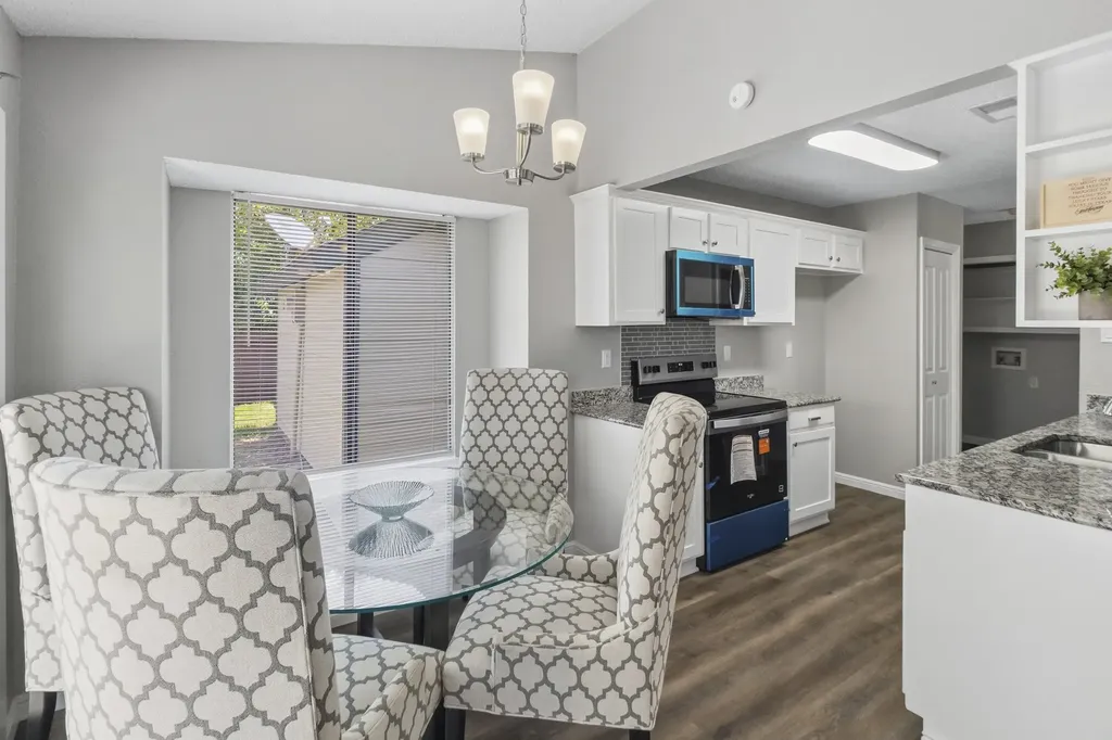 1803 Sherwood Place Carrollton TX 75006