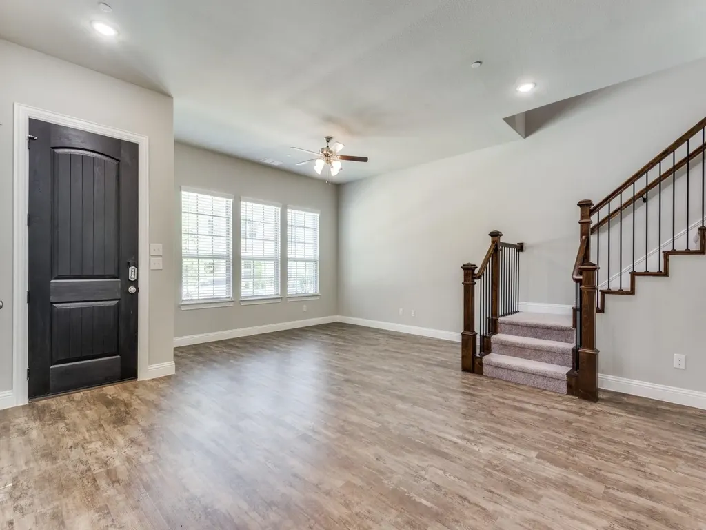 1560 Windermere Way Farmers Branch TX 75234