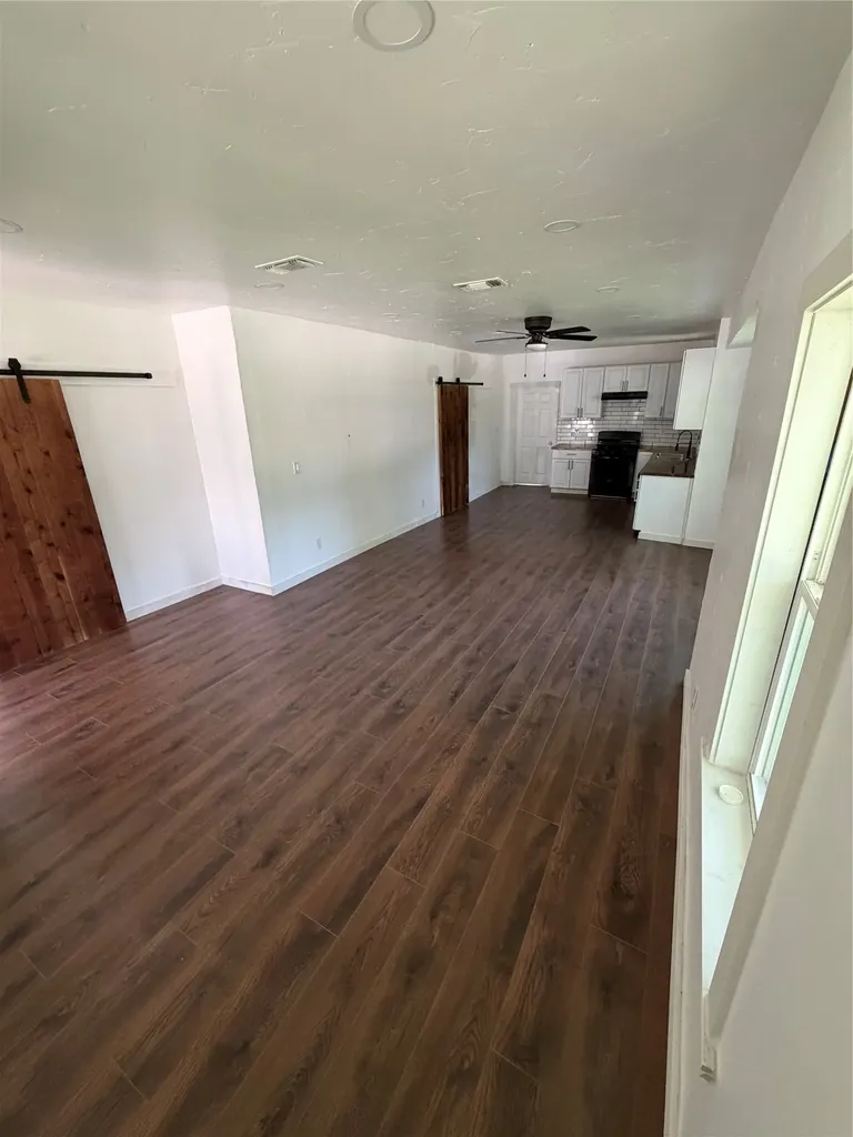 1212 Earl Street Commerce TX 75428