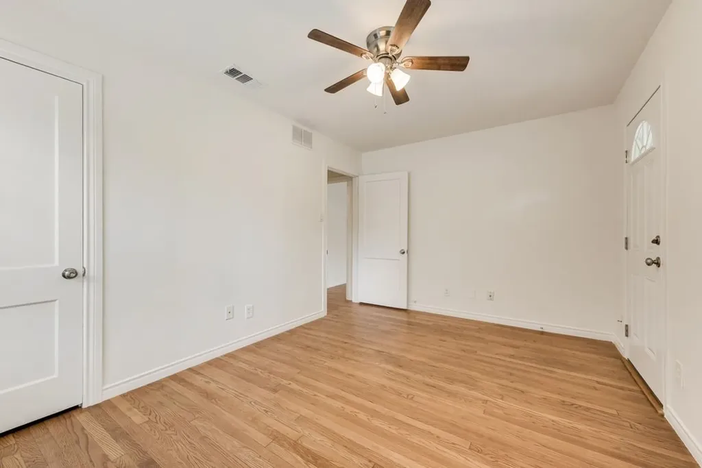 1223 Casa Vale Drive Dallas TX 75218