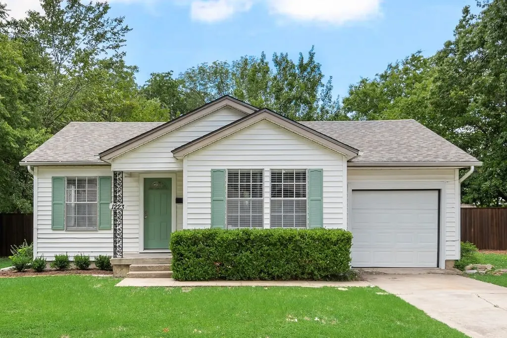 1223 Casa Vale Drive Dallas TX 75218