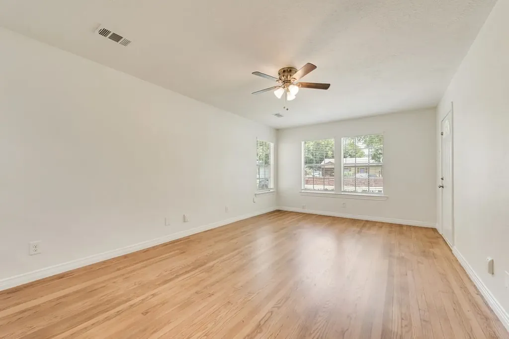 1223 Casa Vale Drive Dallas TX 75218