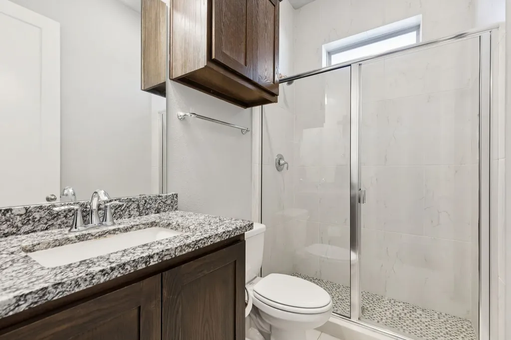 2000 Crescent Street Fort Worth TX 76008