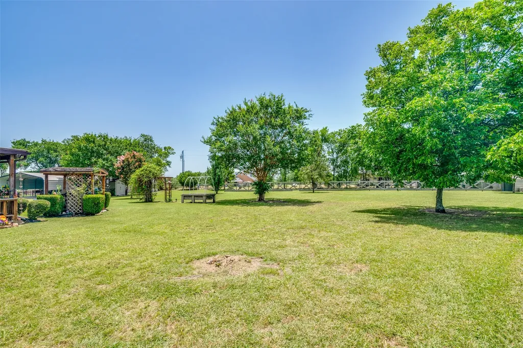 6626 Meadow Ridge Circle Nevada TX 75173