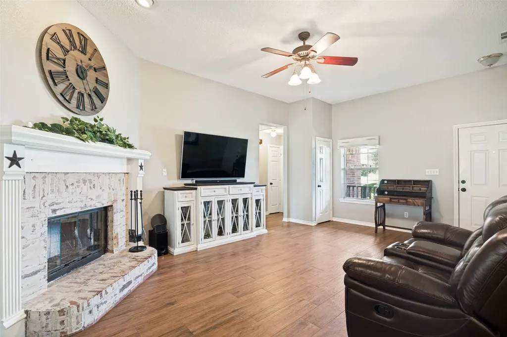 6626 Meadow Ridge Circle Nevada TX 75173