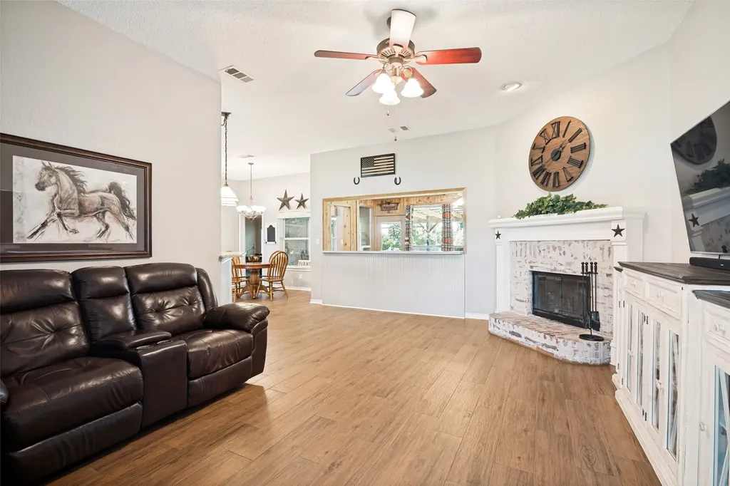 6626 Meadow Ridge Circle Nevada TX 75173