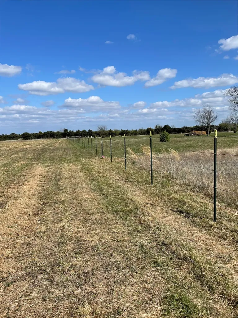 215 Freeman Road Denison TX 75021