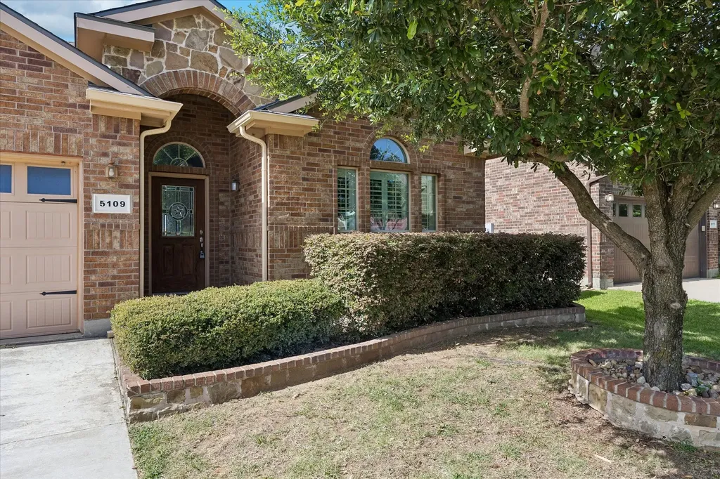 5109 Carnoustie Trail Arlington TX 76001