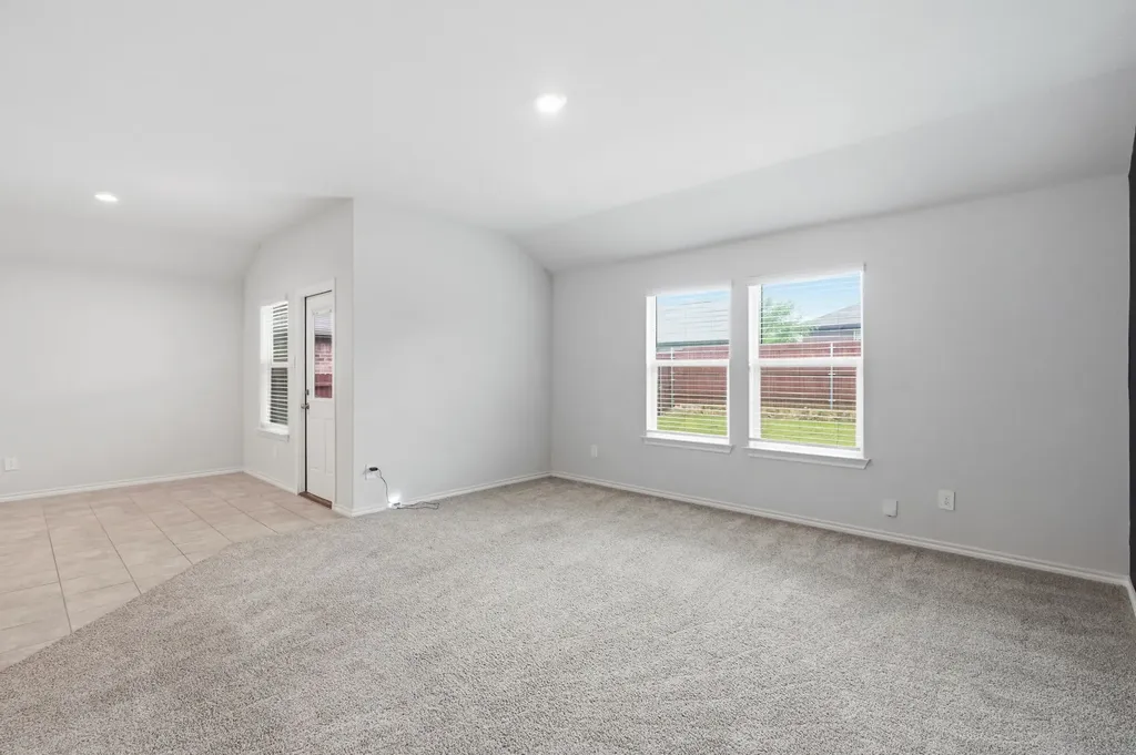 409 Beekeeper Drive Fort Worth TX 76131