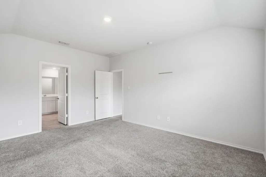 409 Beekeeper Drive Fort Worth TX 76131