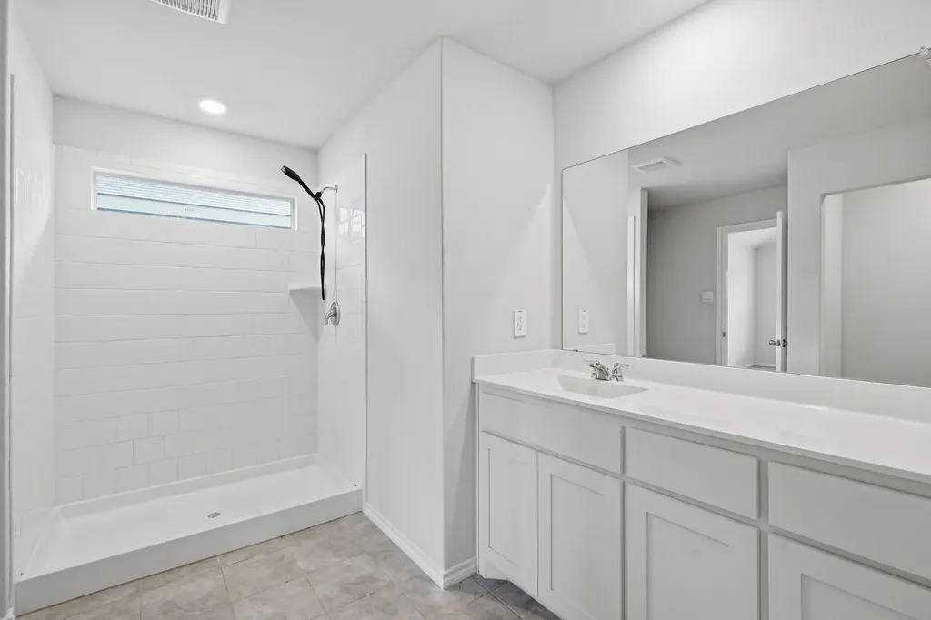 409 Beekeeper Drive Fort Worth TX 76131