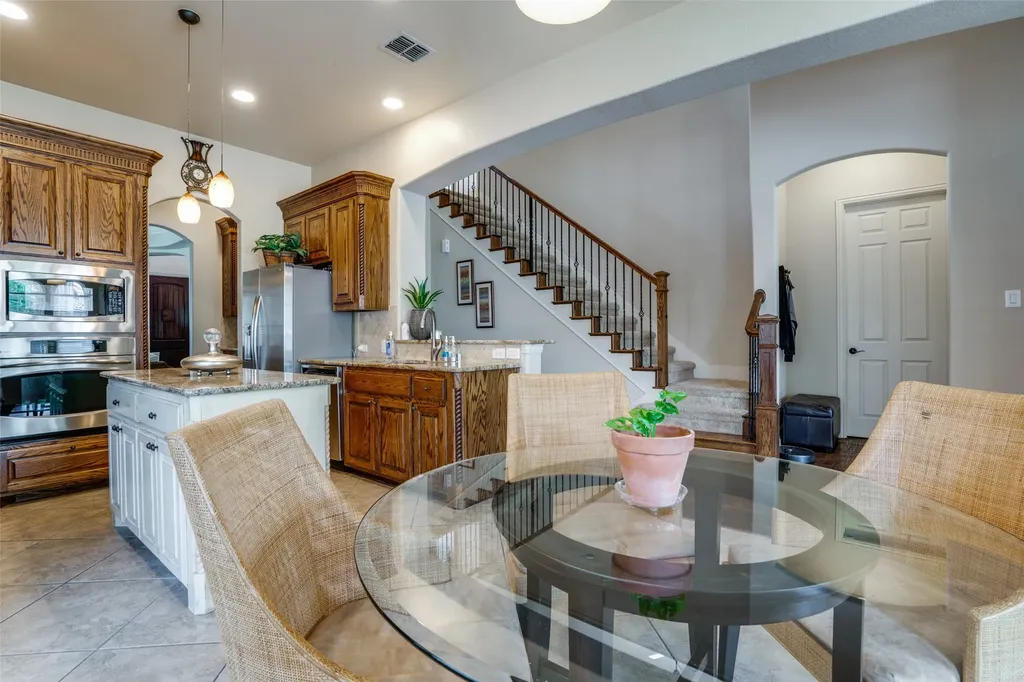 6961 Bella Vista Irving TX 75039