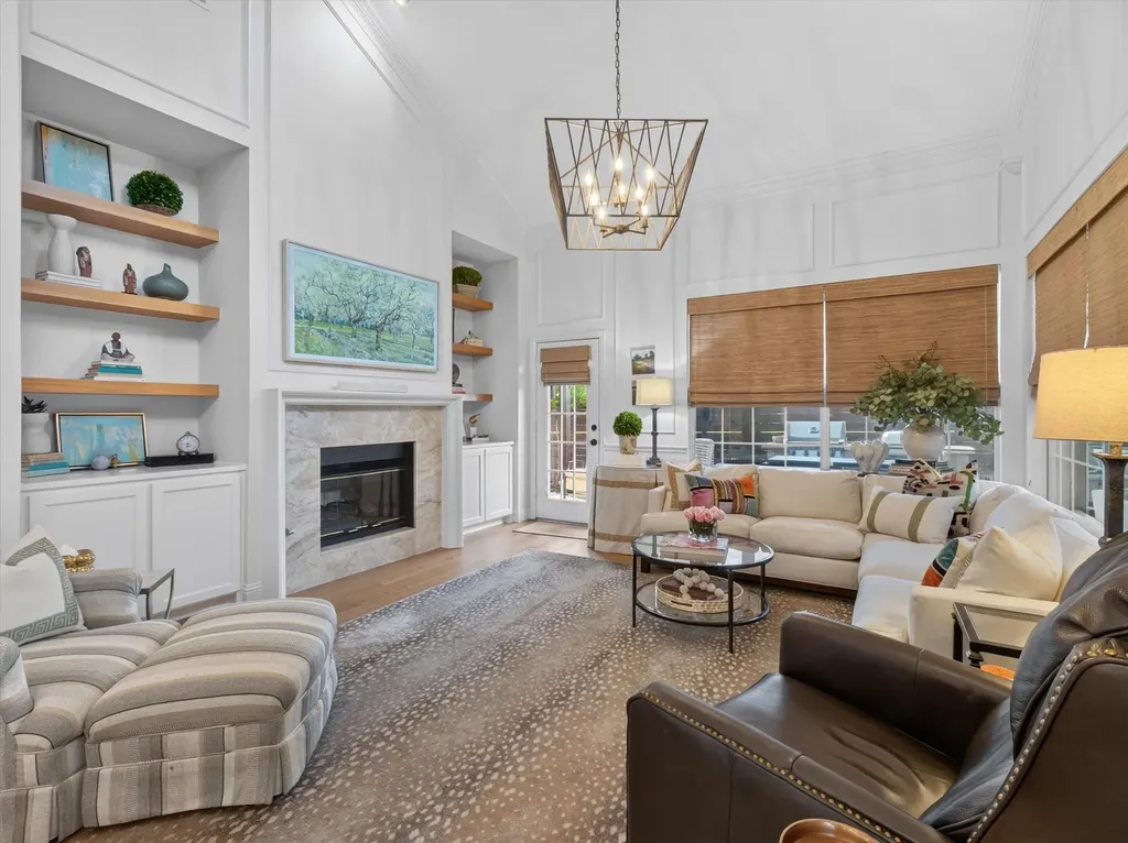 4003 Rive Lane Addison TX 75001