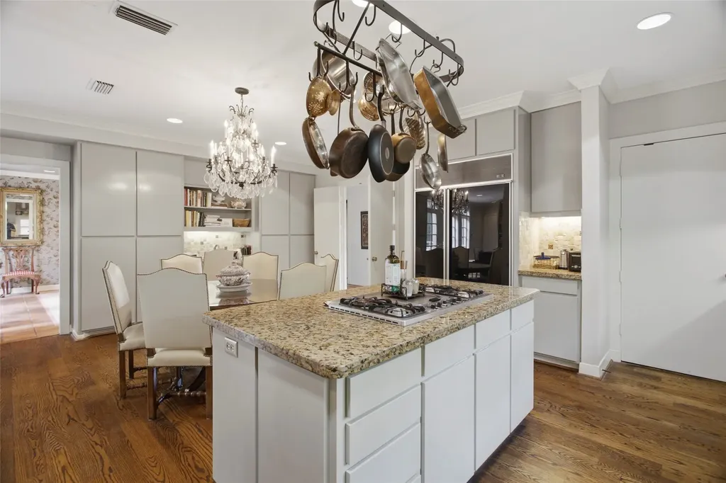 1111 Pebble Creek Road Fort Worth TX 76107