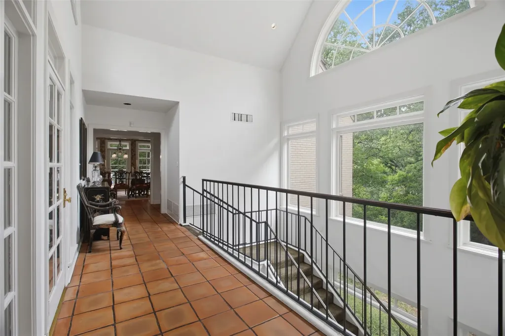 1111 Pebble Creek Road Fort Worth TX 76107