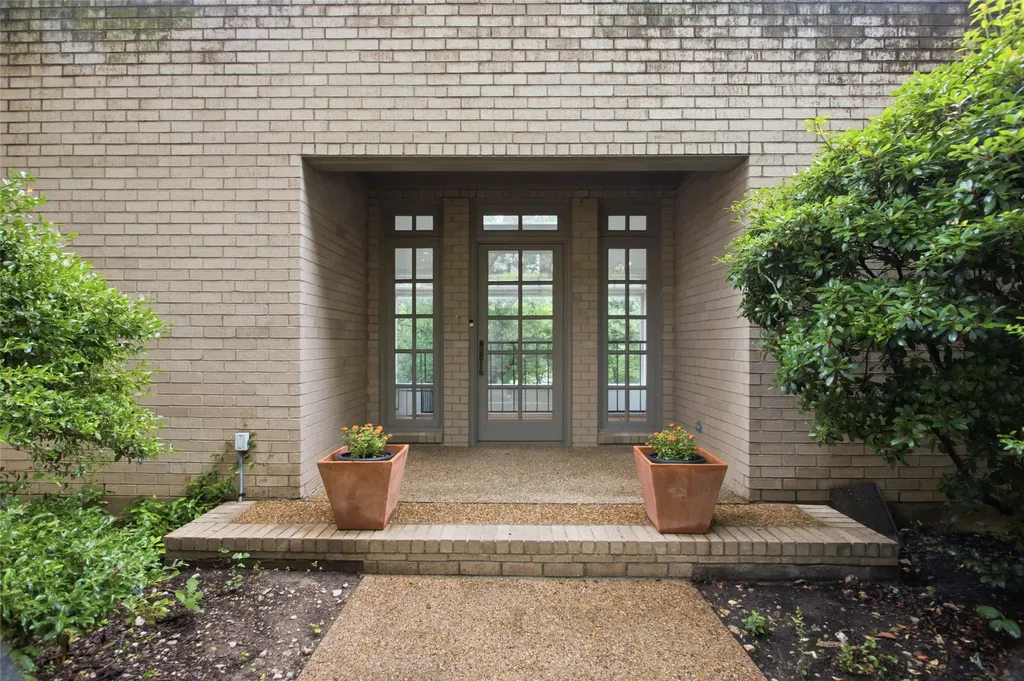 1111 Pebble Creek Road Fort Worth TX 76107