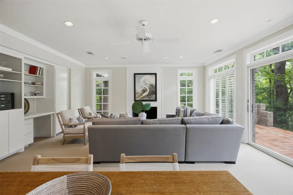 1111 Pebble Creek Road Fort Worth TX 76107