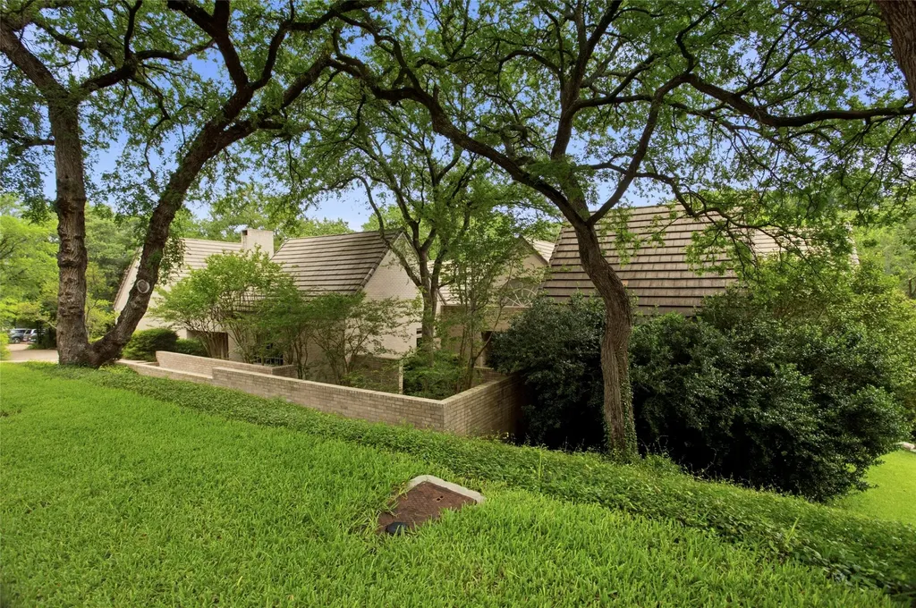1111 Pebble Creek Road Fort Worth TX 76107