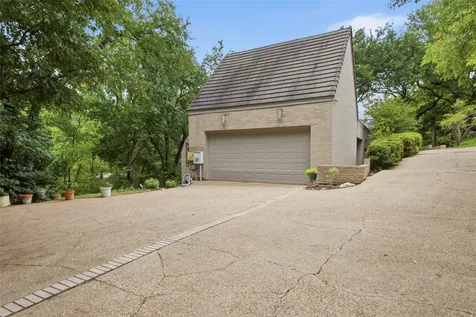 1111 Pebble Creek Road Fort Worth TX 76107