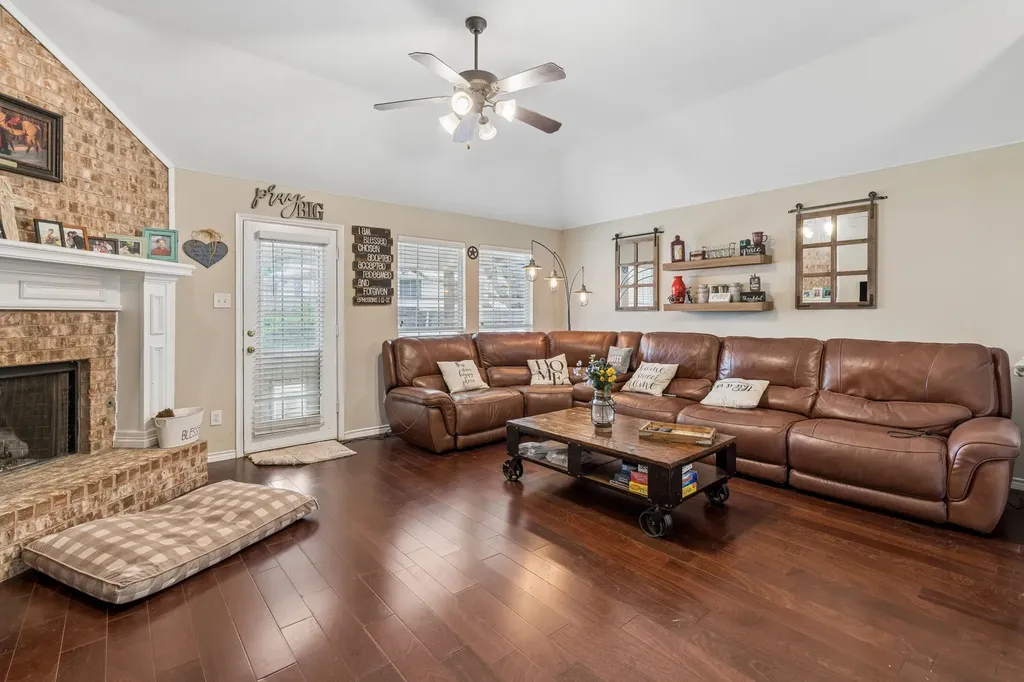 8013 Elk Mountain Trail Mckinney TX 75070