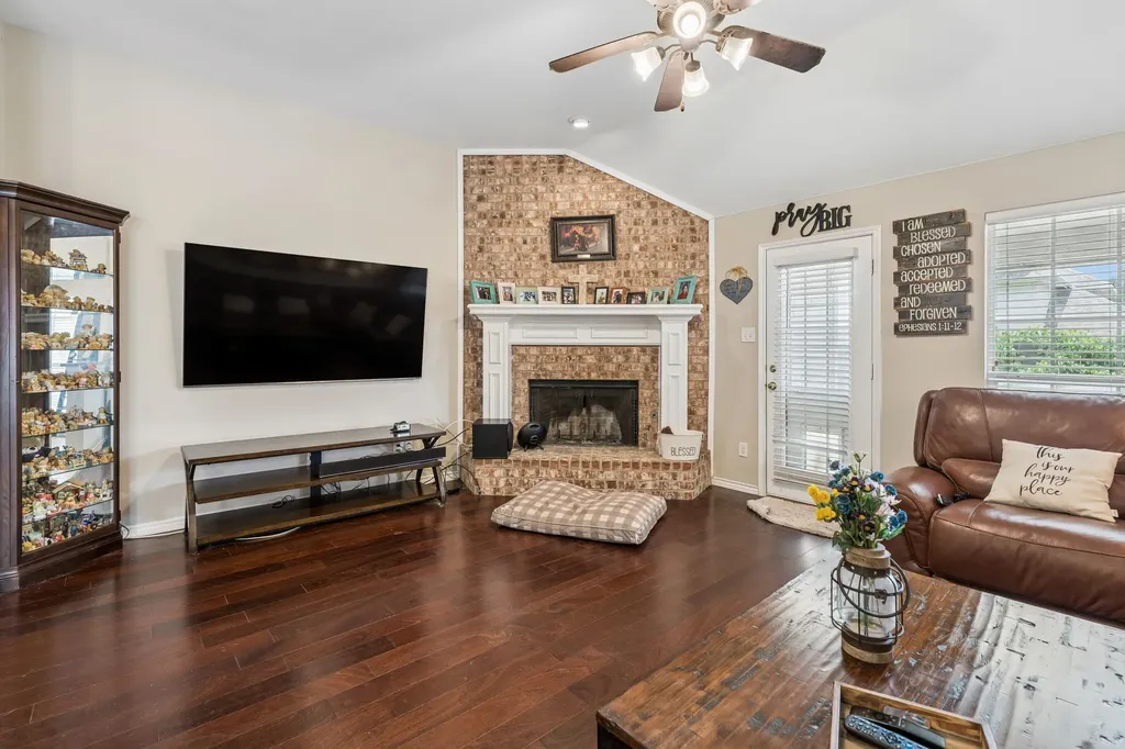 8013 Elk Mountain Trail Mckinney TX 75070