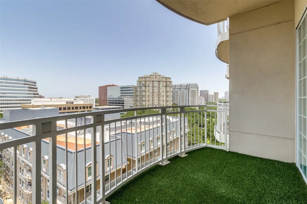 3225 Turtle Creek Boulevard Dallas TX 75219
