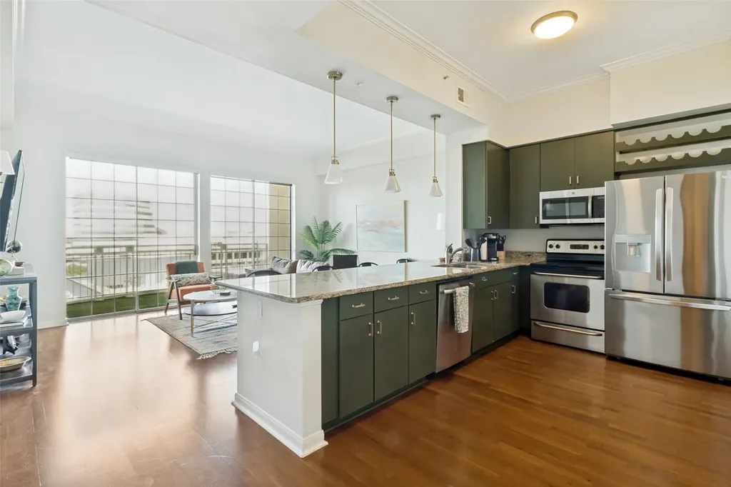 3225 Turtle Creek Boulevard Dallas TX 75219