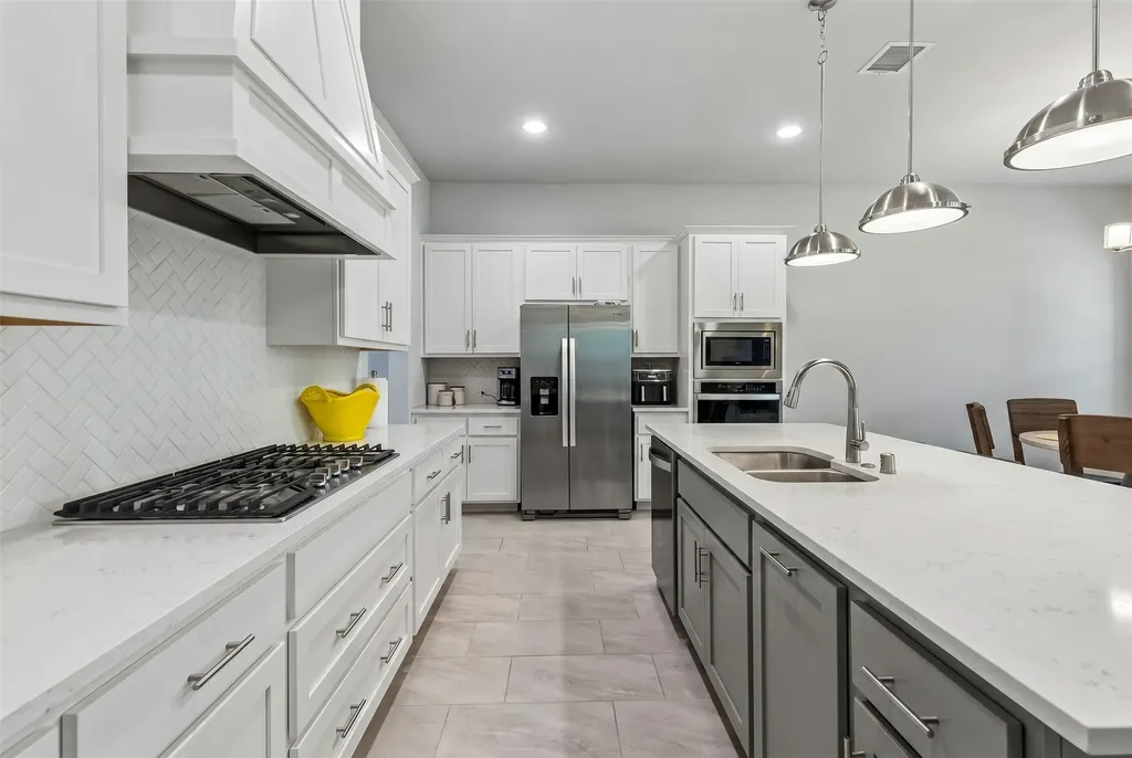 253 Landon Trail Fate TX 75189
